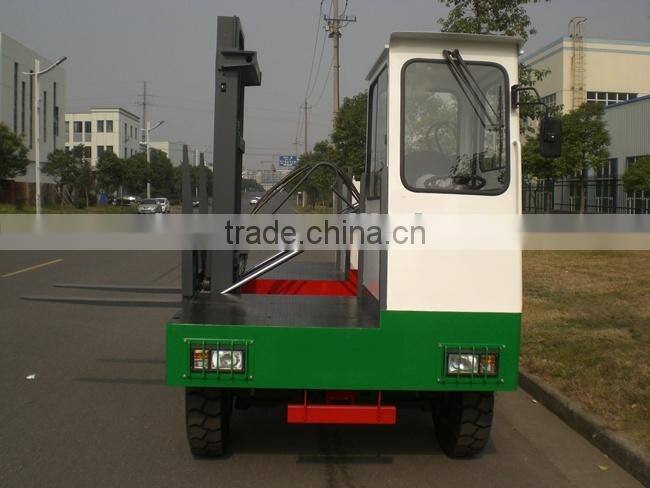 4tons diesel side loader forklift truck