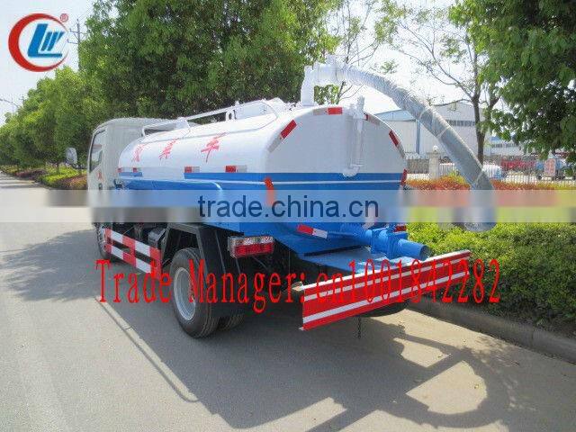 Dongfeng Furuika 4*2 small-scale vacuum fecal suction vehicle