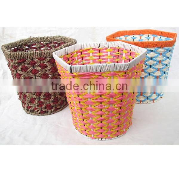 Mini cute paper weaving in car trash can