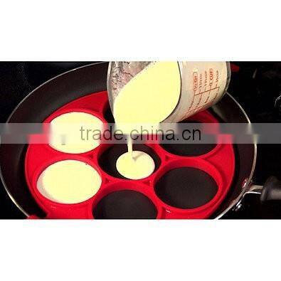 2017 Flippin Fantastic Silicone Pancakes Mold Perfect Flip Multiple Pancakes Maker