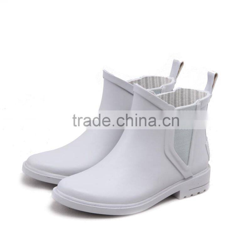 customize made color chelsea rain boots wellington boots China factory manufacturer