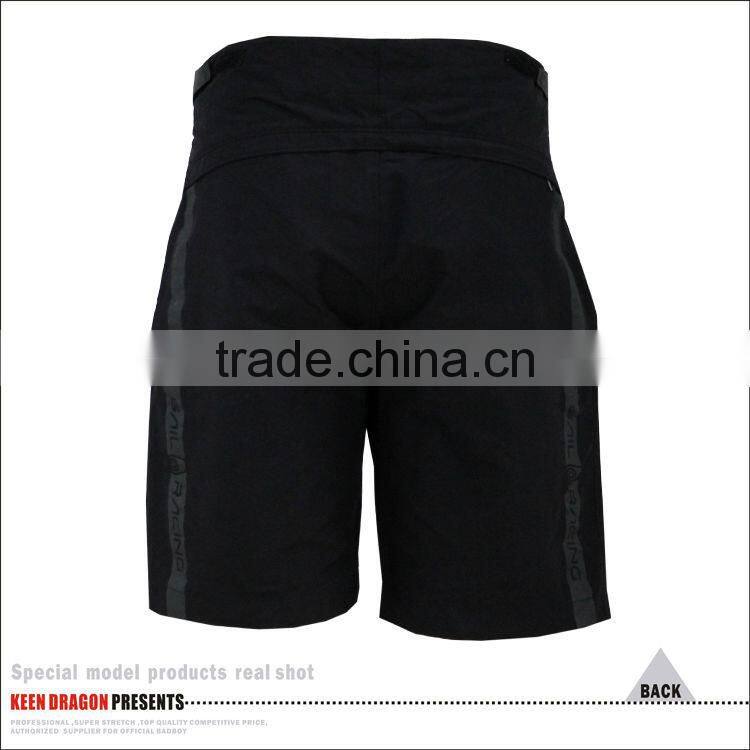 PROFESSIONAL BLACK SPORTS WEAR FOR MMA TRAINING SHORTS MEN