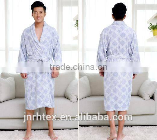 Stylish bamboo bathrobe and custom fleece bathrobe with nice frozen bathrobe
