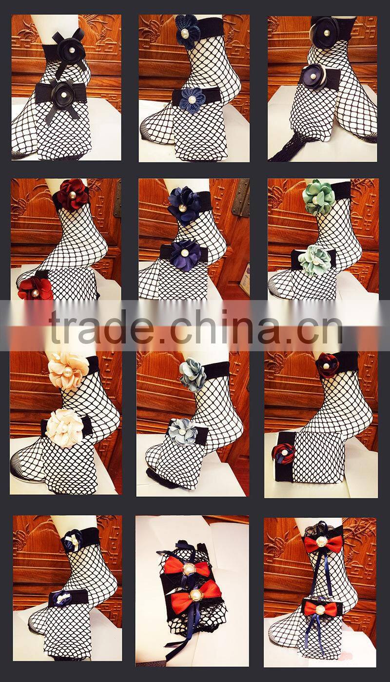 WS-40 2017 Fashion Fishnet Socks 2017 New Hot Women Sexy Lace Fishnet Net Plain Top-Ankle Short Socks with Flower