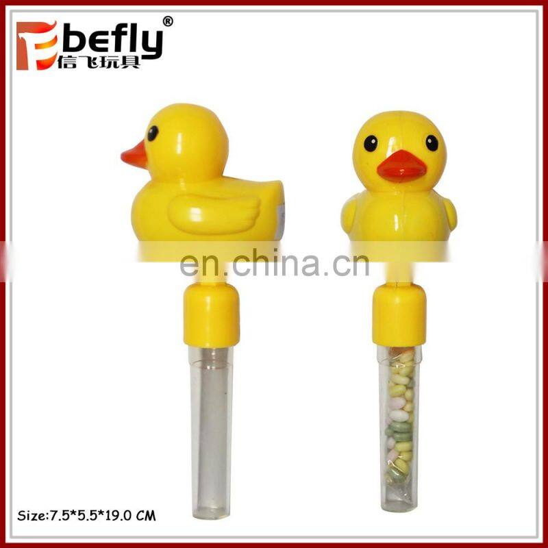 Cute duck shape shaking noise maker toy with candy