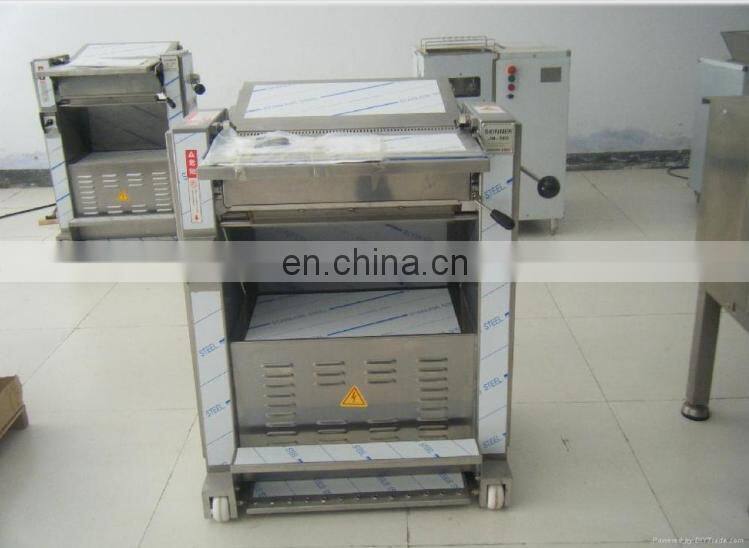 Factory Price Automatic Professional Pork Meat Peeling Skin Removing Machine
