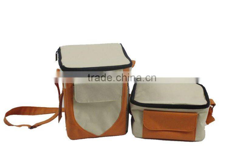 Insulated bag Cooler Bag Keep warm with Adjustable Straps