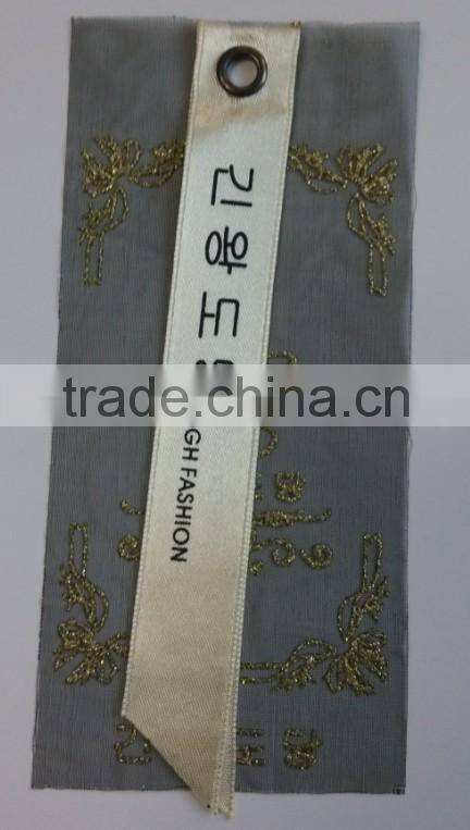 Good looking, high quality for jeans and garment Printed label and with string hangtag