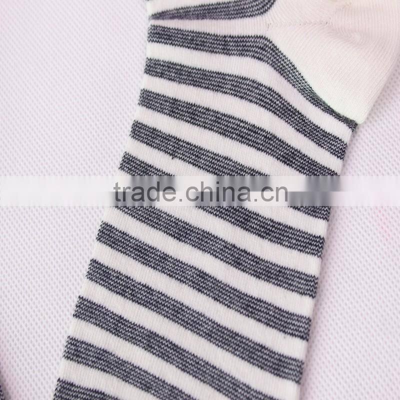In Stock White Black Pattern 168N 100% Cotton Socks