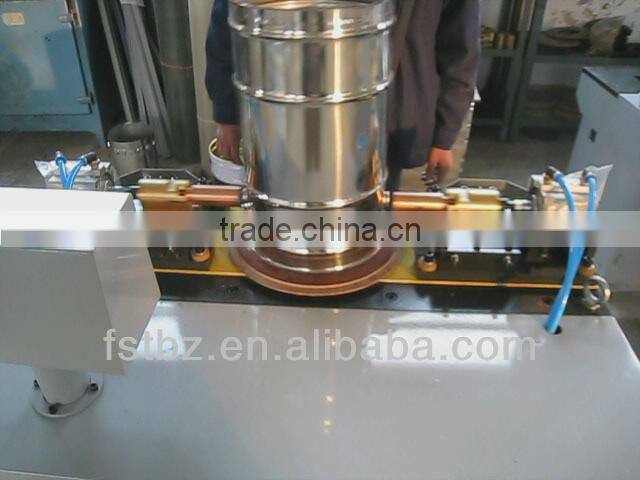 Automatic spot welder for tin can