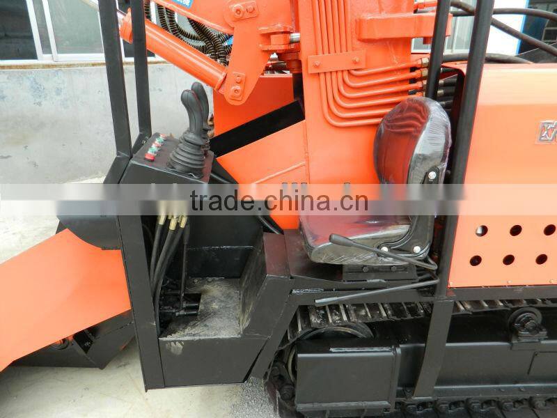 Excavating crawler mining loader tunnel mucking machine with scraper