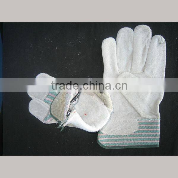 Low price cow split leather rubberized cuff made In China gloves