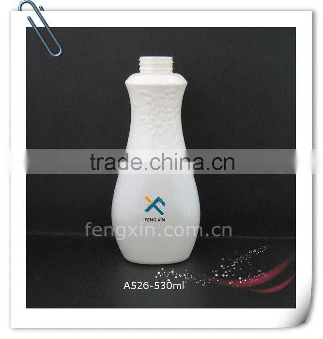 wholesale plastic shampoo bottles with handwork surface/pet shampoo bottle