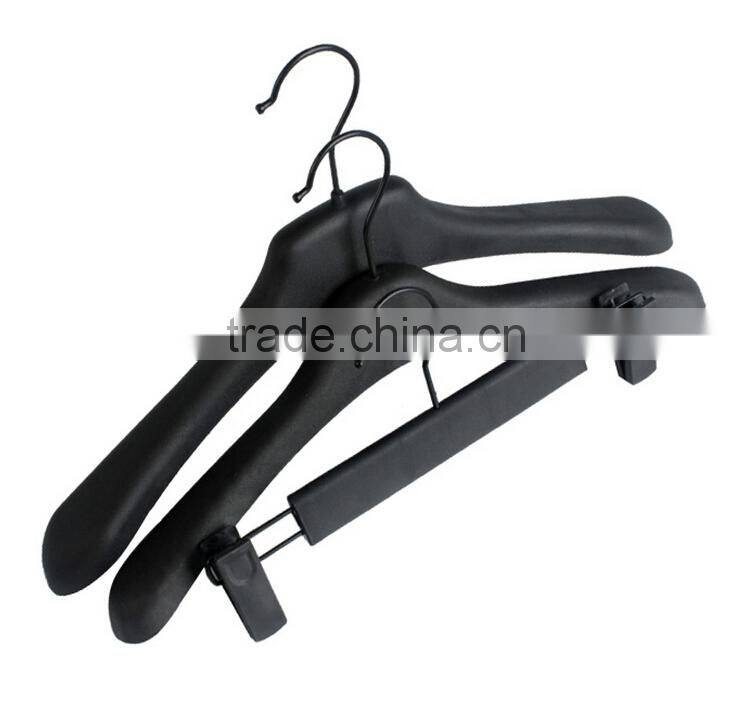 Adjustable Matting Black Plastic Pants Hanger with Clips, for Skit/Bottom