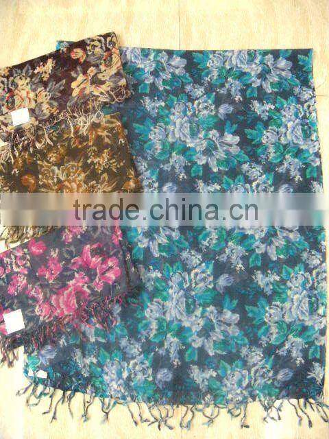 New Beautiful Flower With Dot Print Wool Shawls&scarfs/Fashion 2013