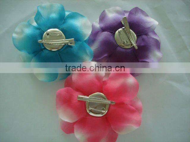 Our new design silk flower flower brooch