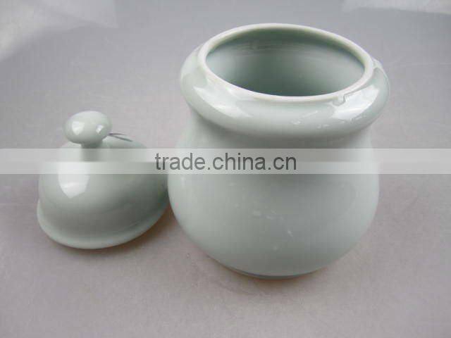 Stock porcelain round sugar pot with bell shaped lid