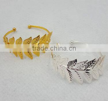 latest design vogue jewellery bangle cheap price adjustable wire bangle with round circle