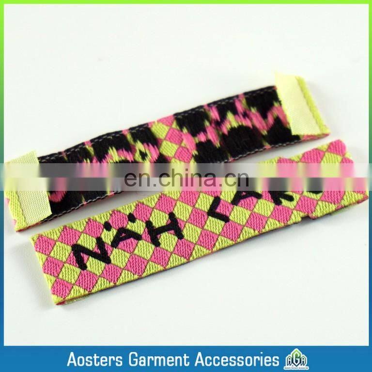 customized size center fold name tags for clothing