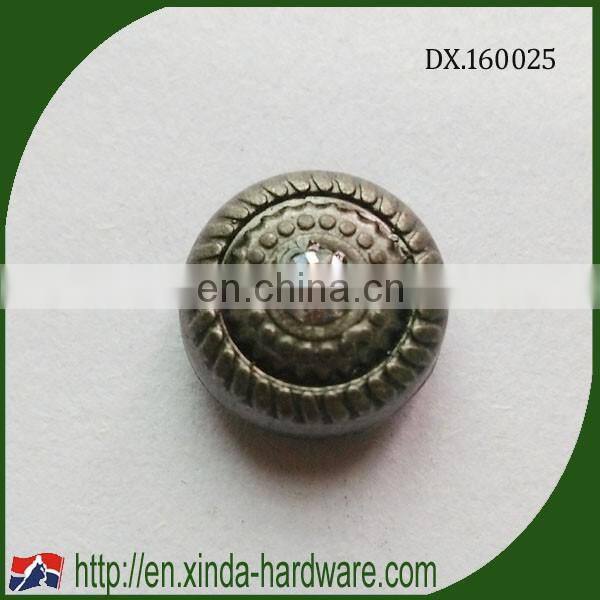 Flower Shaped Rivet with Rhinestone Hot Sell