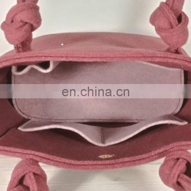 2019 New Fashion Custom Logo hand made polyester felt carry shopping tote gift bag