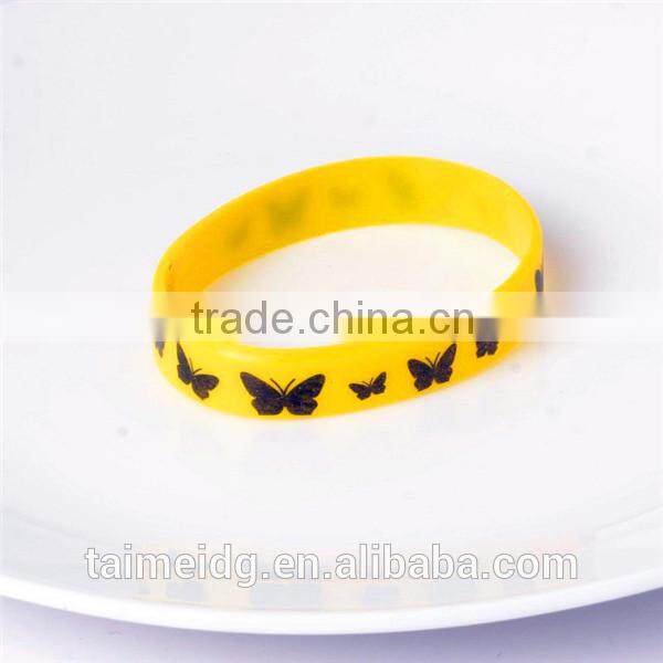 Hot selling debossed ink filled band