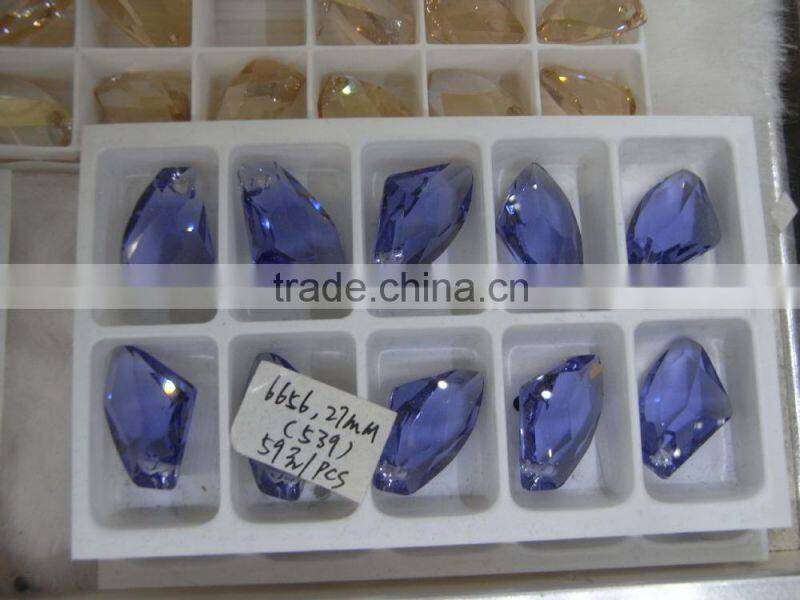 Wholesale Top Quality Sew On Glass Stone