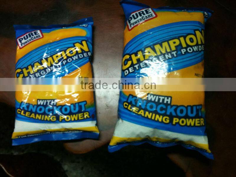 Automatic gusset pouch packing machine