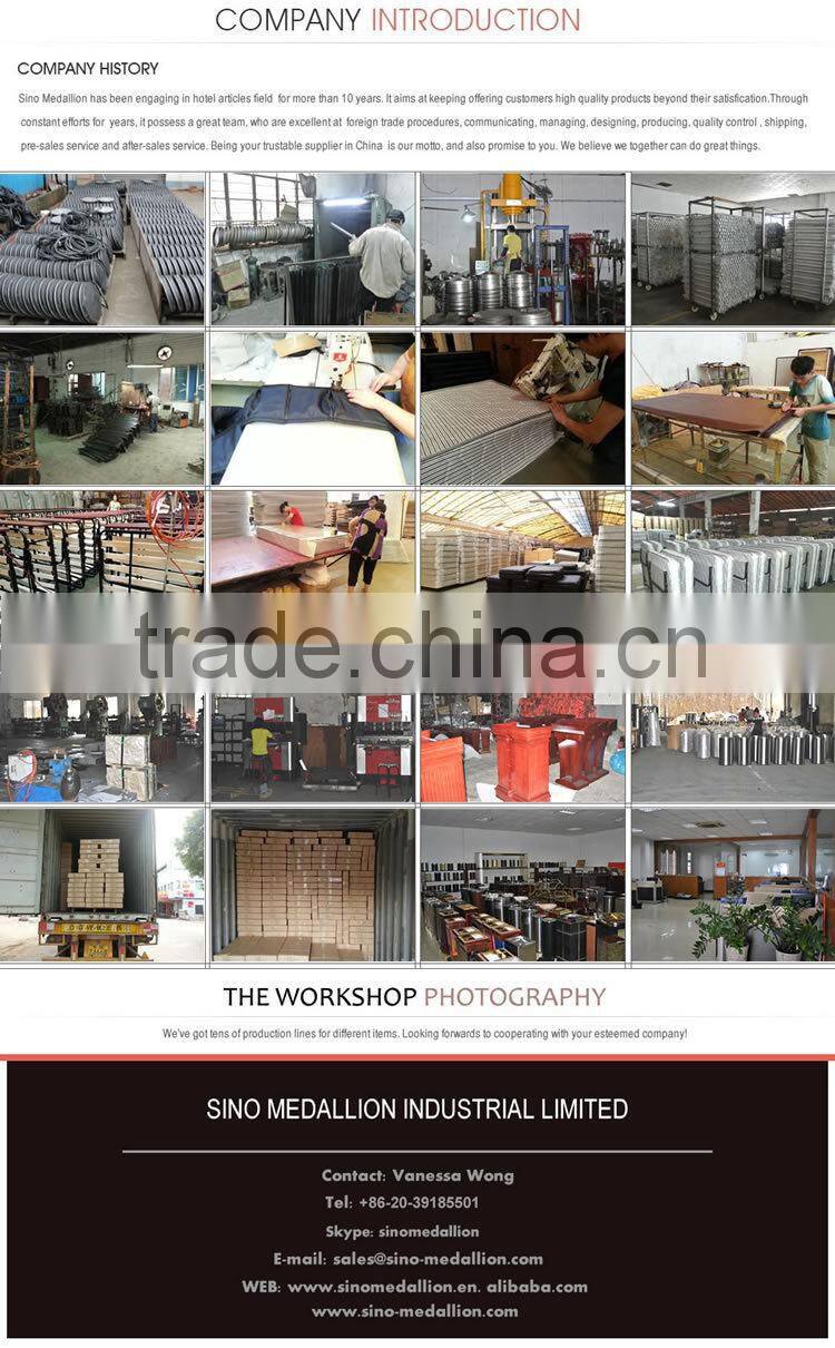 Economy Streching Retract Belt Safety Crowd Control Watiing Queue Management Line Stainless Steel Barrier Post