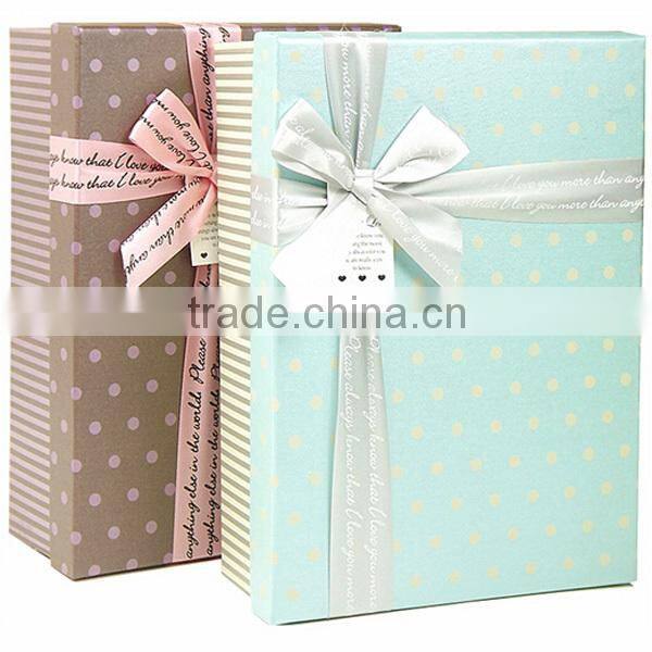 Luxury Paper With Ribbon Wedding Gift Box