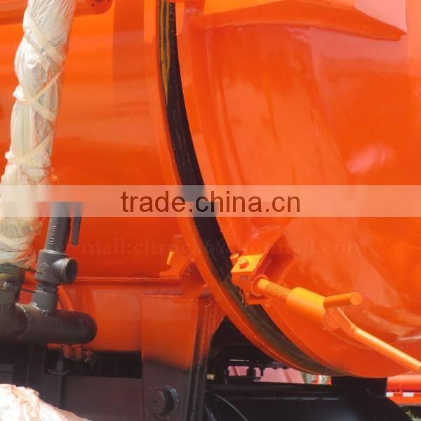 300hp HOWO Cab 4*4 SINOTRUK Sewage Suction Truck 8 ton