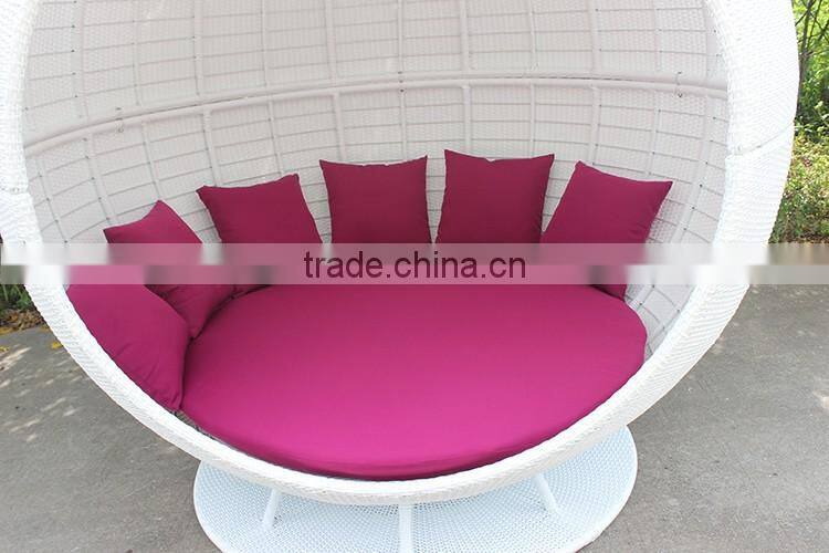 Garden Furniture Luxury Rattan White Apple Sunbed