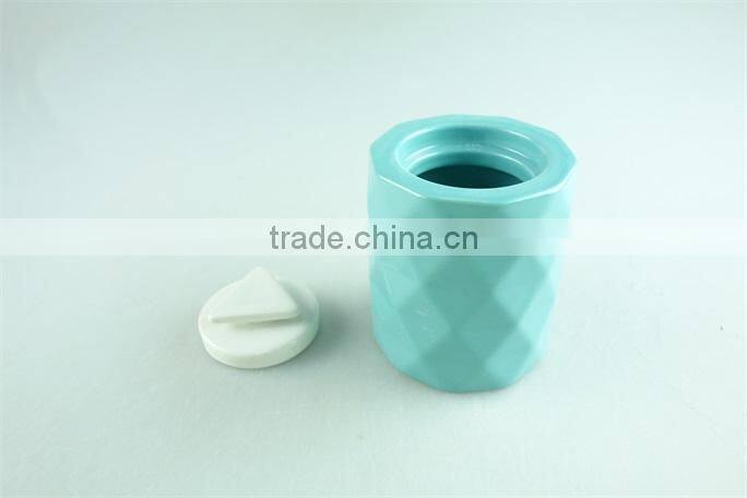 stock cheap round porcelain perfume bottle, different color can be mixed for wholesale,
