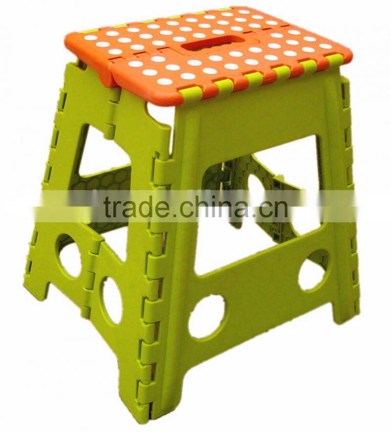 39CM Plastic Folding Step Stool, Portable Small Folding Chair, Outdoor Camping Foldable Stool