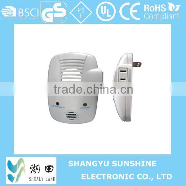 solar ultrasonic pest repeller /battery powered animal repeller