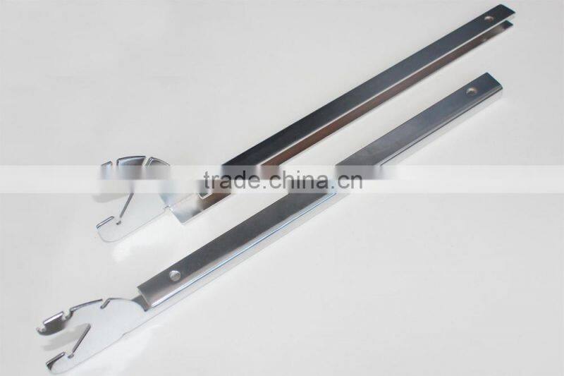 Display equipment glass fixing bracket