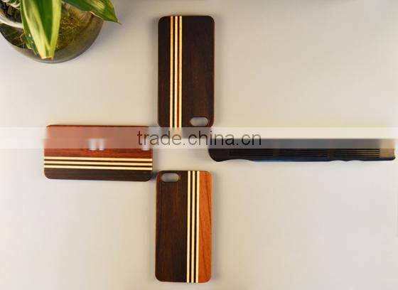 MOBILE PHONE CASE CUSTOMIZED in natural solid wood finish