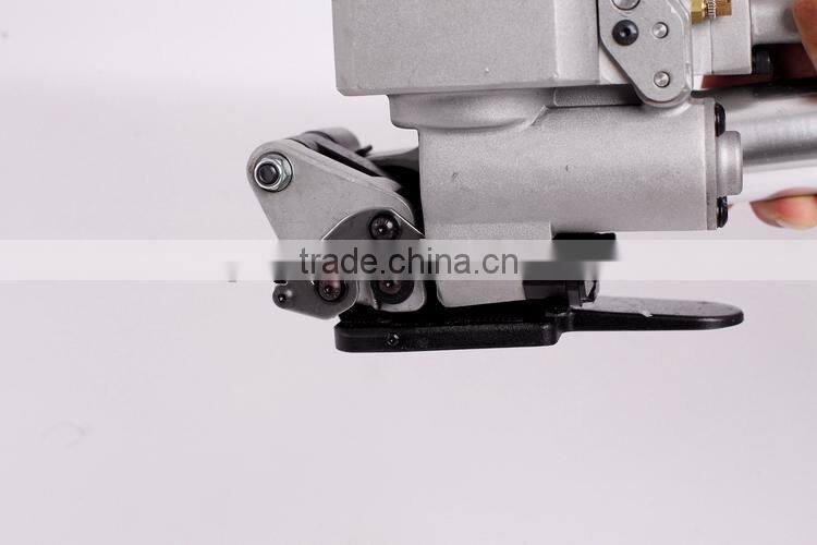 CMV-19/25 pneumatic combination plastic machinery