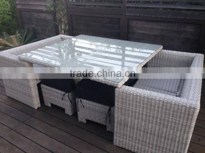 2014 New Design Modern Plastic Flat Rattan Sofa Set