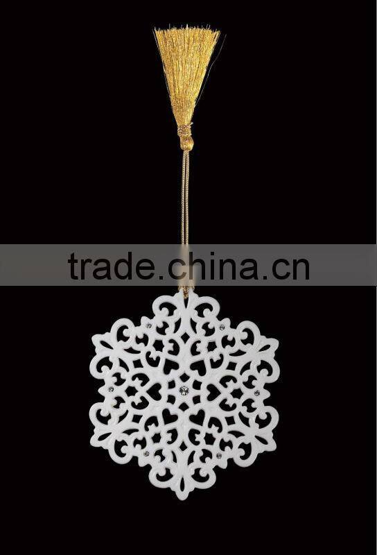 Hot Sale Porcelain Christmas Heart Hanging Ornament Stand with Porcelain Ball Pendant WS331-SS10098B