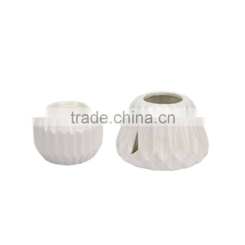 Eco-Friendly Elegant White Ceramic Table Lamp Shape Candle Holders