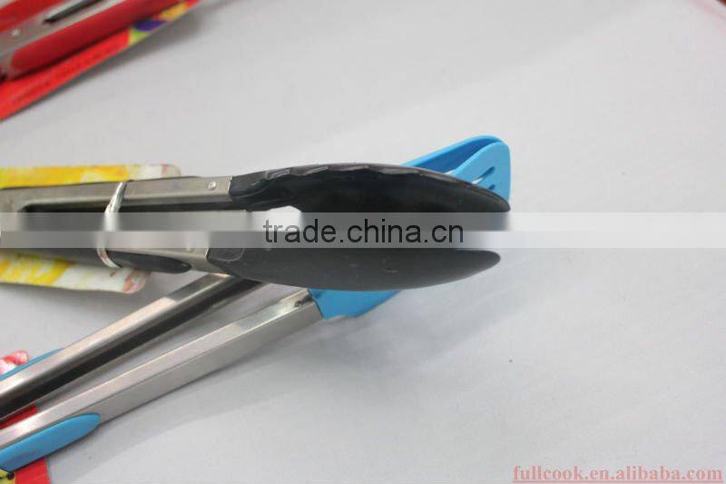 Colorful silicone food tong w/skidproofed handle and different designs