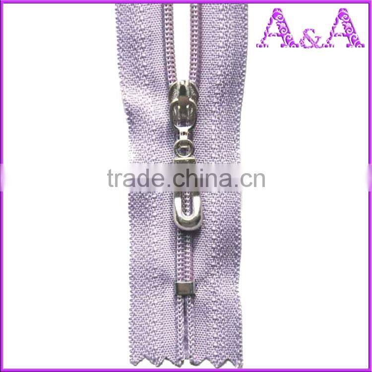 Plastic metal zipper made in China