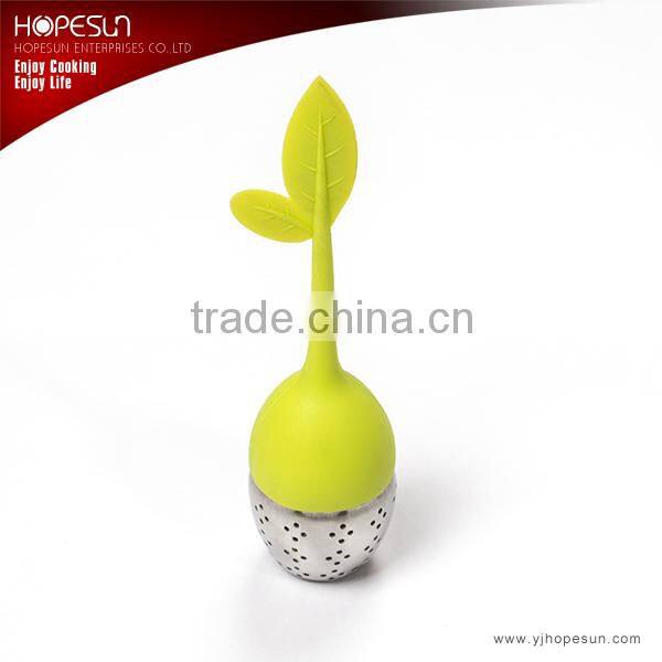 Silicone and stainless steel assembly tea strainer