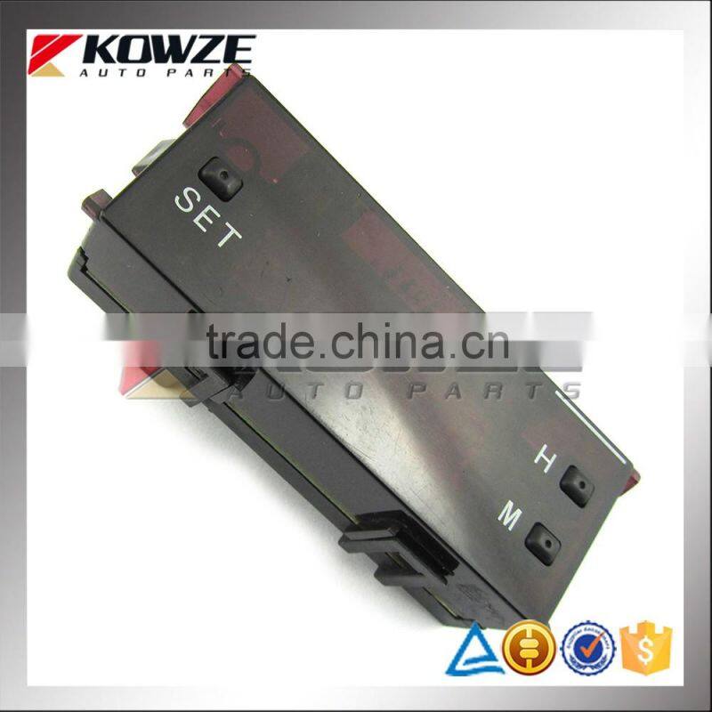 Auto Car Digital Clock MR489549 For Mitsubishi Pajero/Montero V63 V64 V65 V66 V67 V68 V73 V74 V75 V76 V77 V78 MR489549