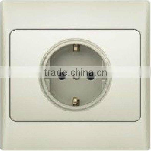 Socket With Grounding Switch