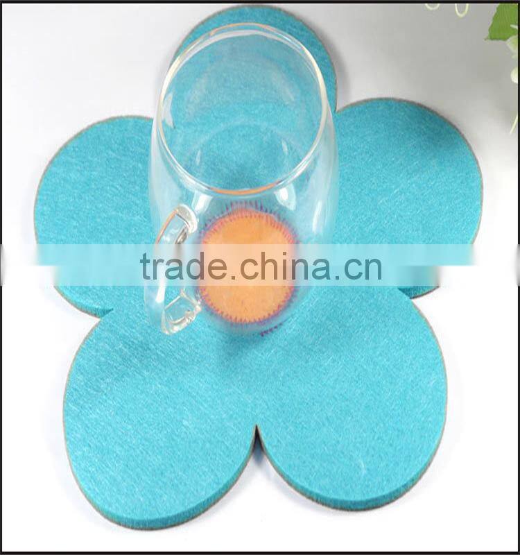 Felt coasters, Five petals