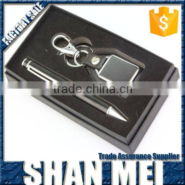 2015fashion design pen & keychains gifts set can attached logo factory wholesale