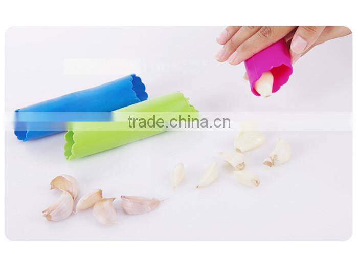 Wholesale High quality Silicone Magic Garlic Peeler for Home Kitchen