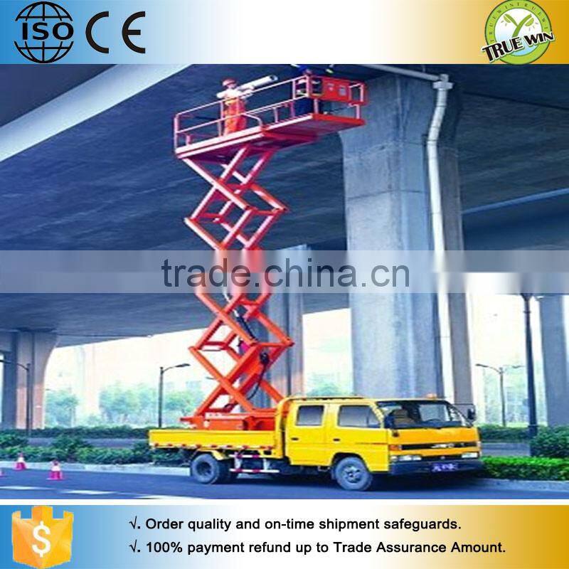 Fixed guide rail cargo hydraulic chain freight elevator